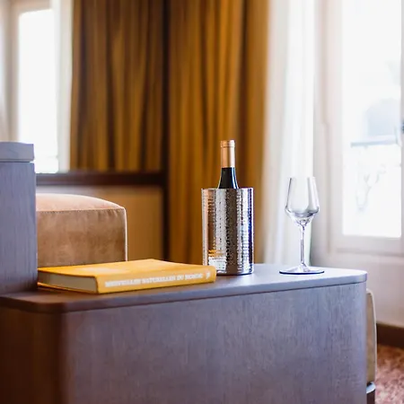 Confidentiel - Louvre Hotel