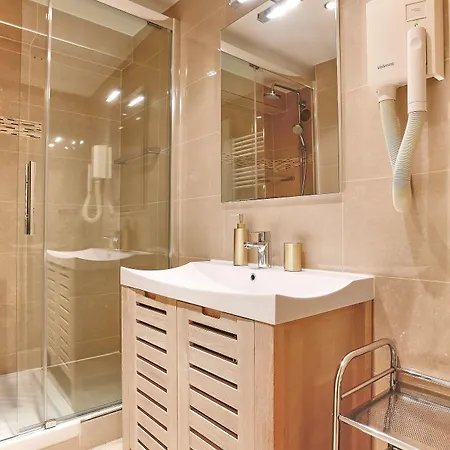 Apartment Du Louvre - St-honore Paris