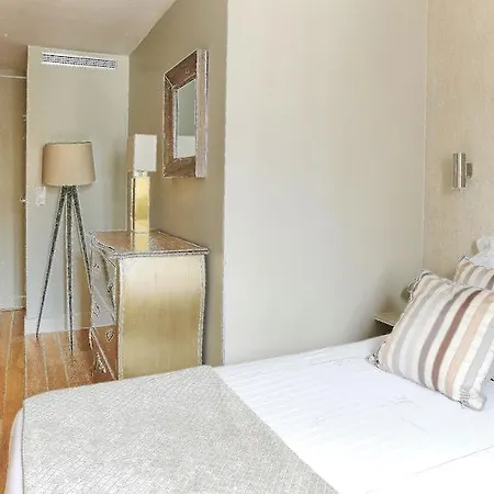 Apartment Du Louvre - St-honore Paris