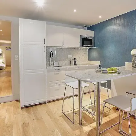 Confidentiel - Louvre 4* Paris