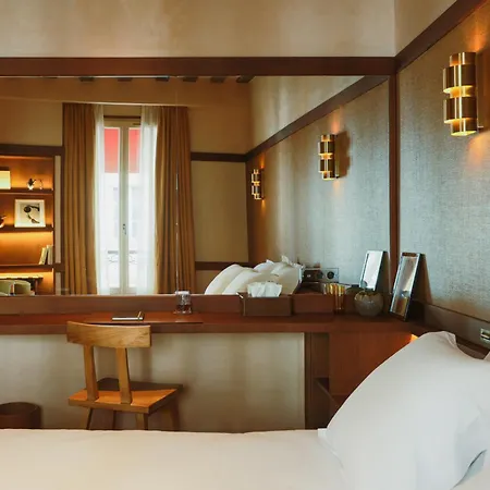 Confidentiel - Louvre 4*