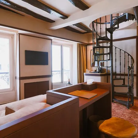 ホテル Confidentiel - Louvre パリ