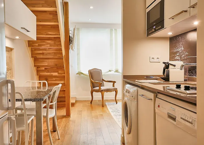 Confidentiel - Louvre Paris