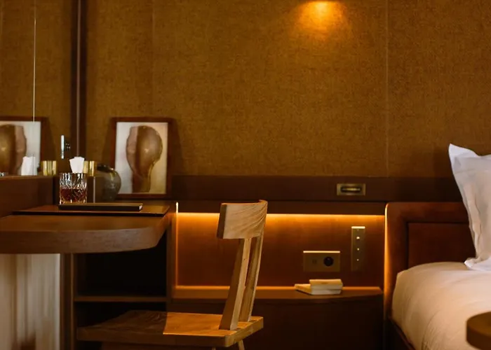 Confidentiel - Louvre Hotel 4*