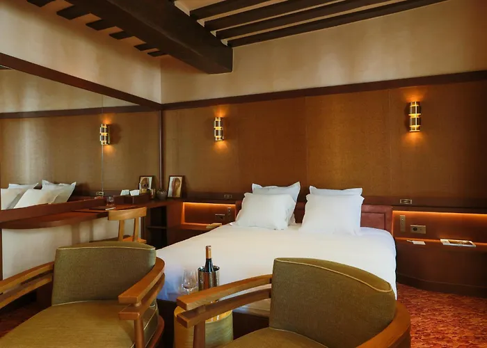 Confidentiel - Louvre