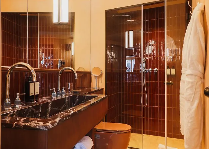 Confidentiel - Louvre Hotel