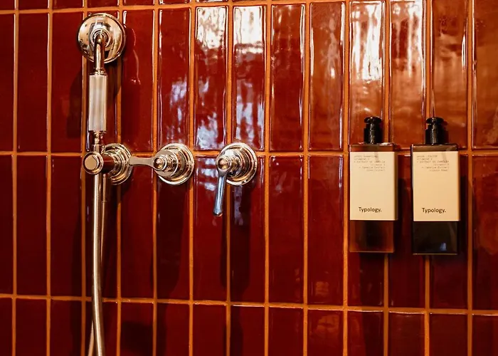 Confidentiel - Louvre Paris