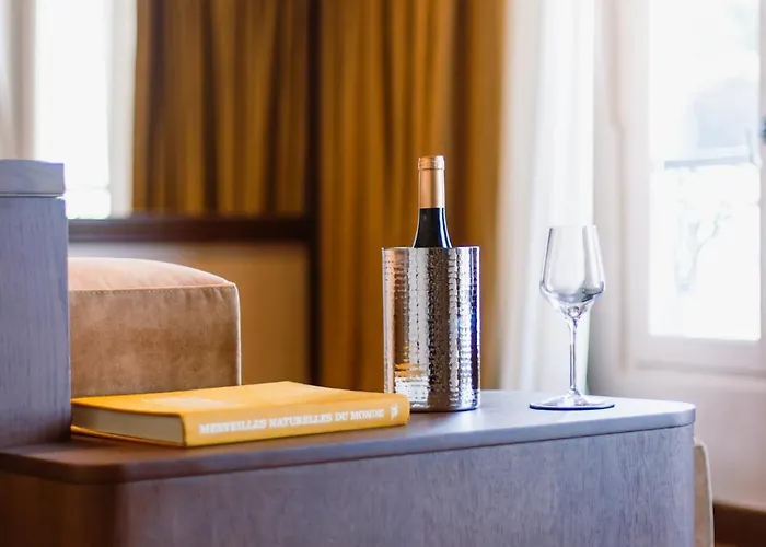 Confidentiel - Louvre Hotel