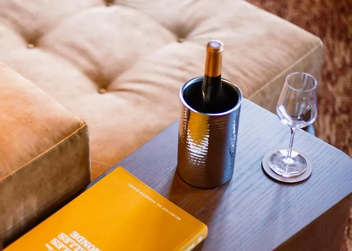 Confidentiel - Louvre Hotel