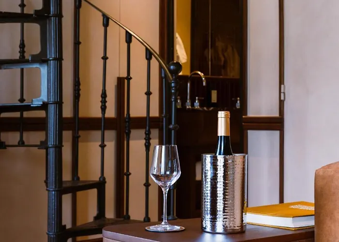 Confidentiel - Louvre Hotel 4*