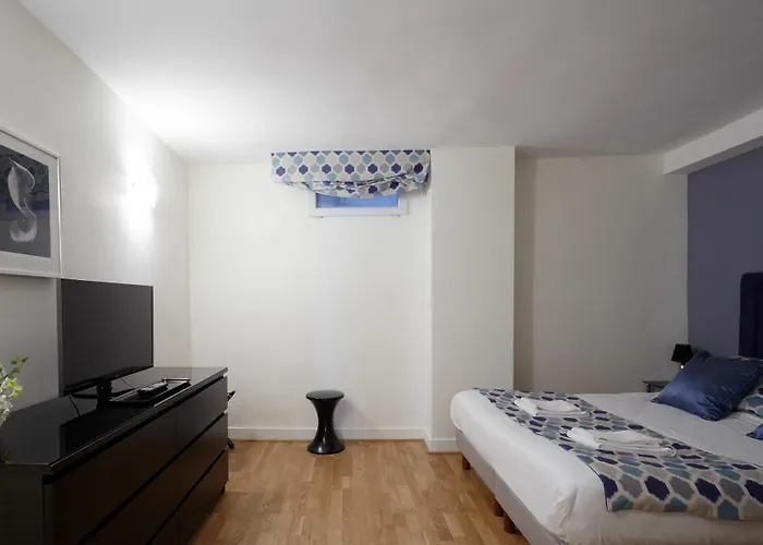 Confidentiel - Louvre Hotel