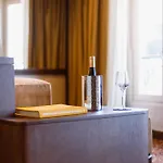 Confidentiel - Louvre Hotel