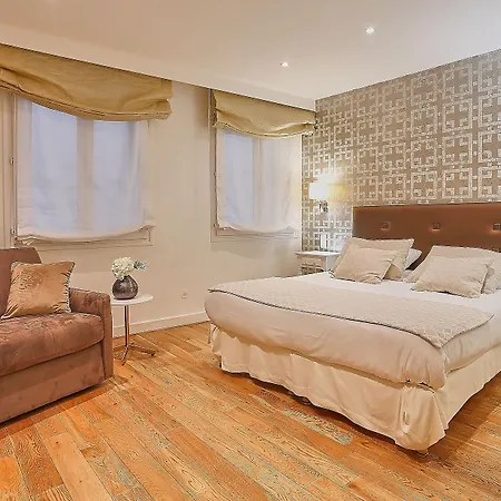 Confidentiel - Louvre 4*