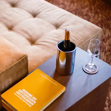 Confidentiel - Louvre Hotel